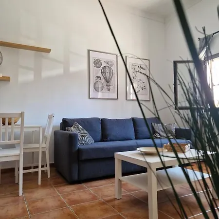 Kgemelas Apartment *